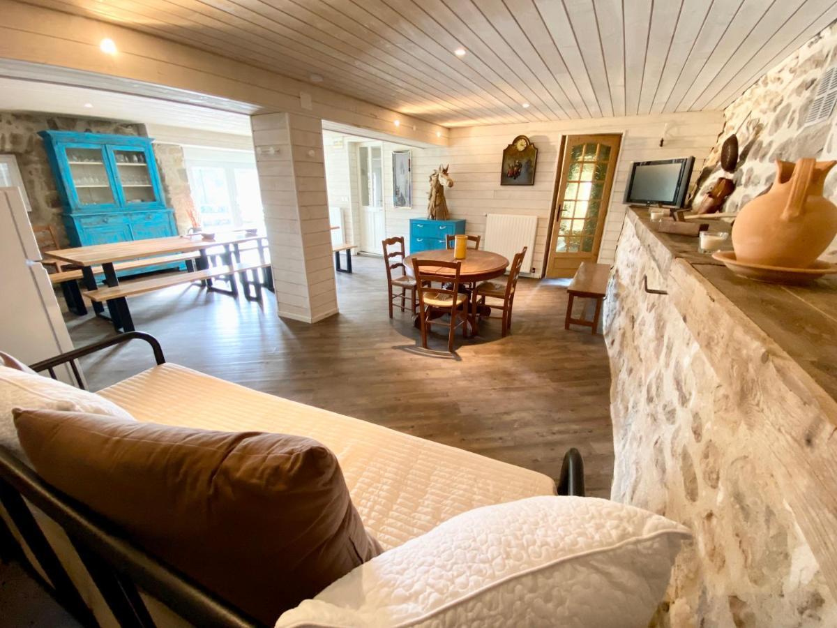 Gite De Groupe 160M2, 15P, Salle De Reception, Jardin, Terrasse Mazan-l'Abbaye Εξωτερικό φωτογραφία