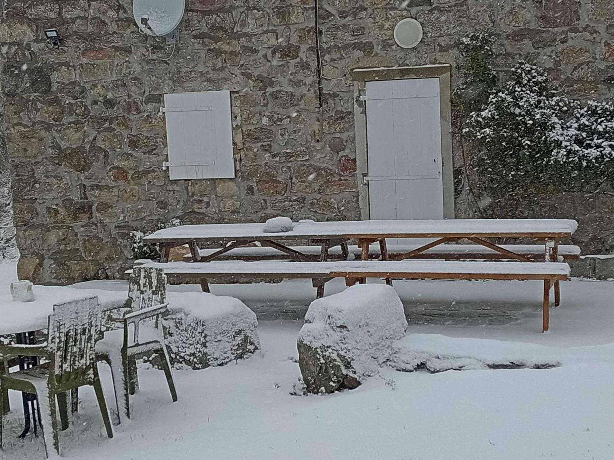 Gite De Groupe 160M2, 15P, Salle De Reception, Jardin, Terrasse Mazan-l'Abbaye Εξωτερικό φωτογραφία
